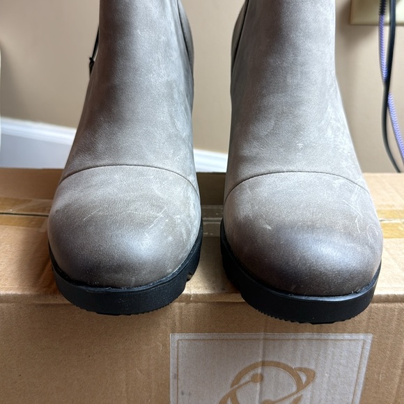 NWT • SOREL • Joan Uptown Zip Bootie • 
🖤🩶 Gray/Black 🩶🖤 • Size 8.5 • - Picture 4 of 17